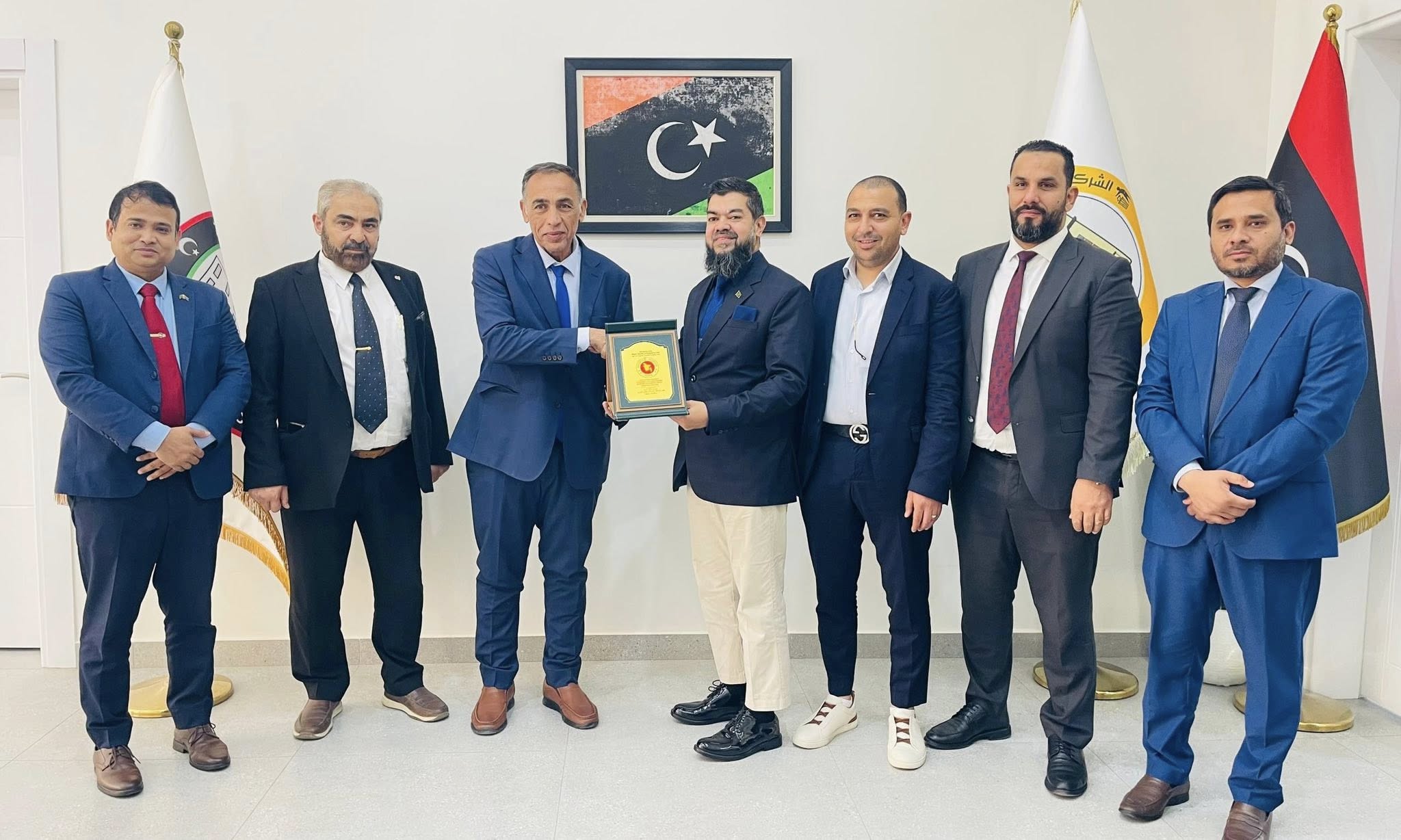 মিসরাতার মেয়রের সাথে লিবিয়ায় নিযুক্ত বাংলাদেশের রাষ্ট্রদূতের বৈঠক 